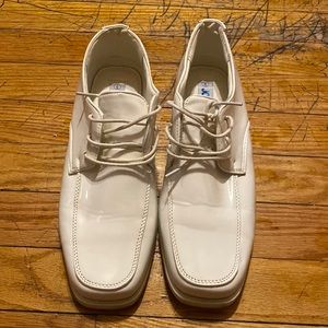 SR Max Arlington, Men's, Dress Style Soft Toe Slip Resistant Work Shoe Size 6